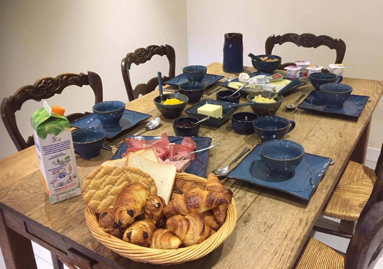Auberge Le Canard Qui Rit Plélauff Dış mekan fotoğraf