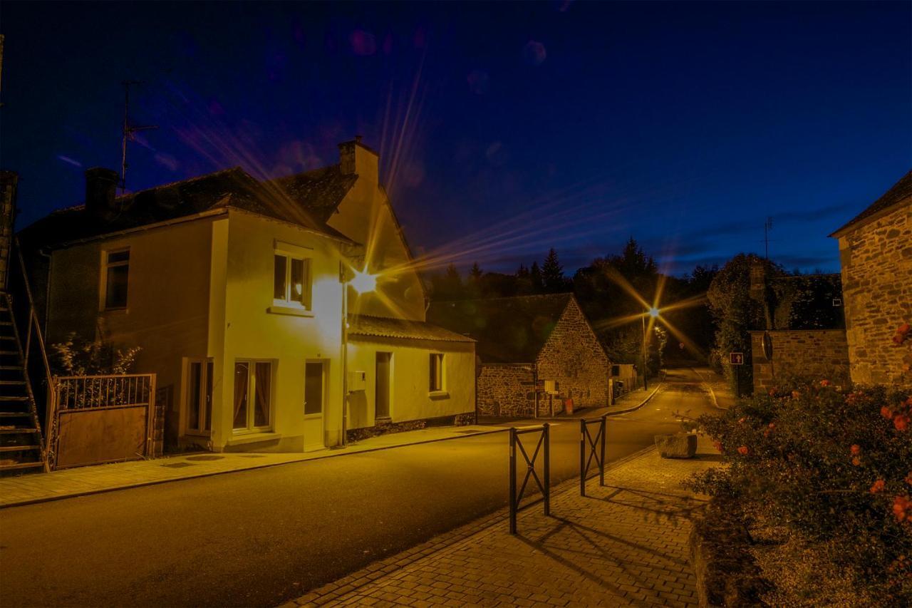Auberge Le Canard Qui Rit Plélauff Dış mekan fotoğraf